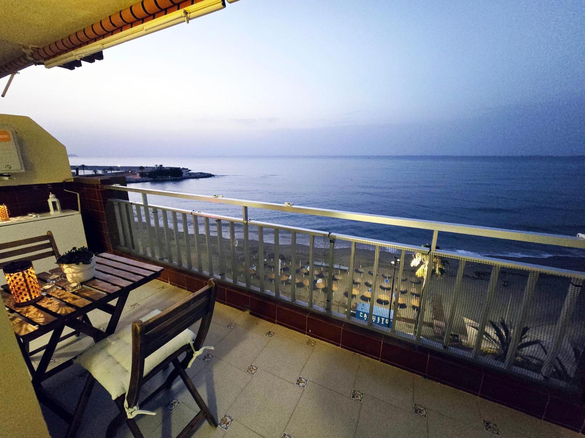 Appartamento Aa Guest - Sky Center Beachfront Sea Views Eco